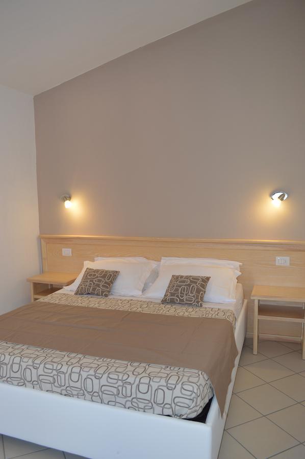 Guest Rooms Affittacamere San Teodoro (Sardinia) Exterior foto