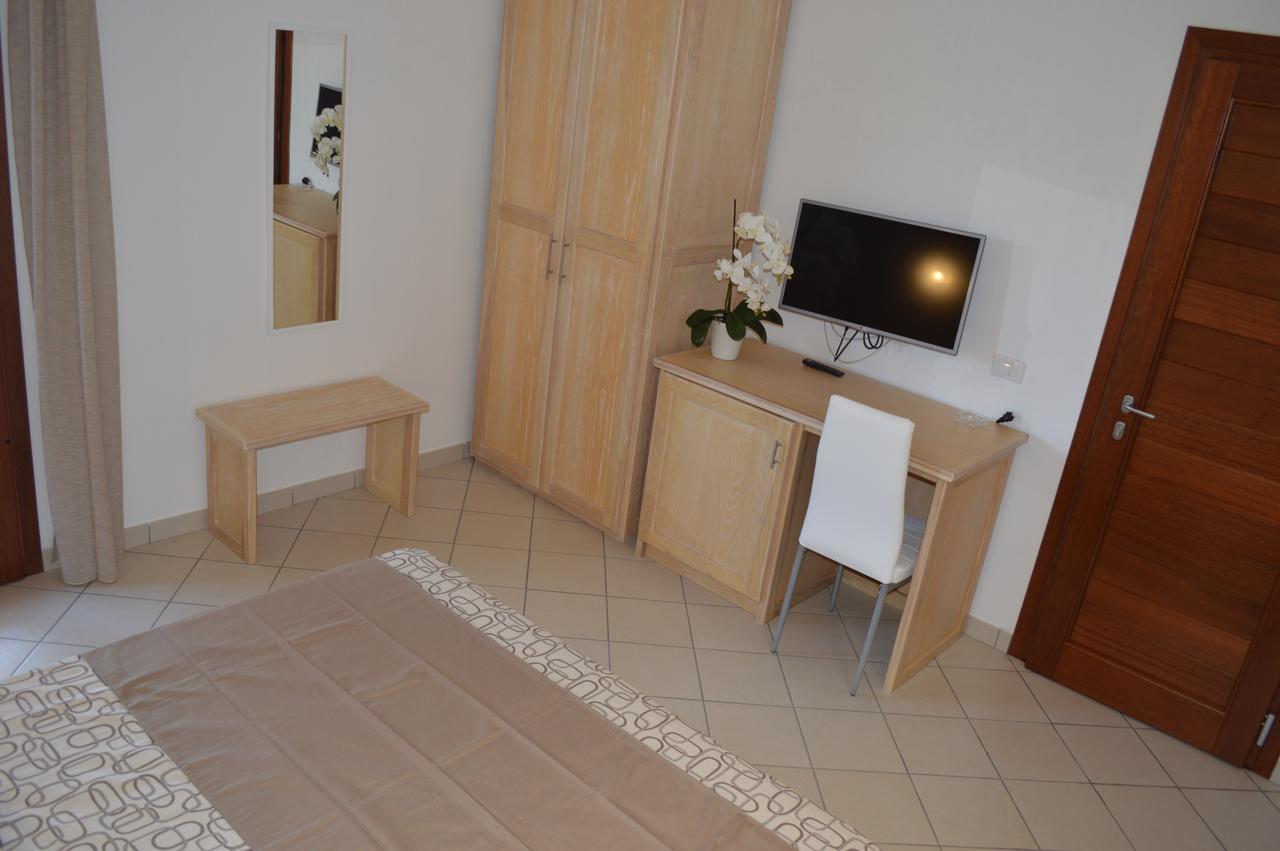 Guest Rooms Affittacamere San Teodoro (Sardinia) Exterior foto