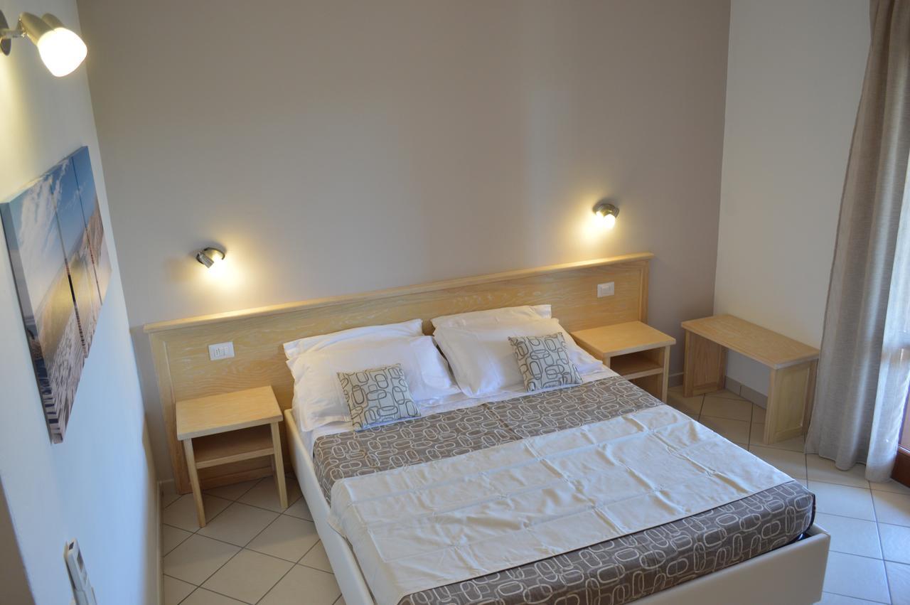 Guest Rooms Affittacamere San Teodoro (Sardinia) Exterior foto